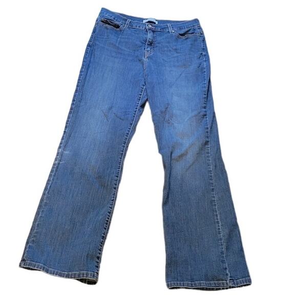 Levi's Perfectly‎ Slimming Boot Cut 512 Stretch Studded Pocket Jeans - 32 - Picture 1 of 6